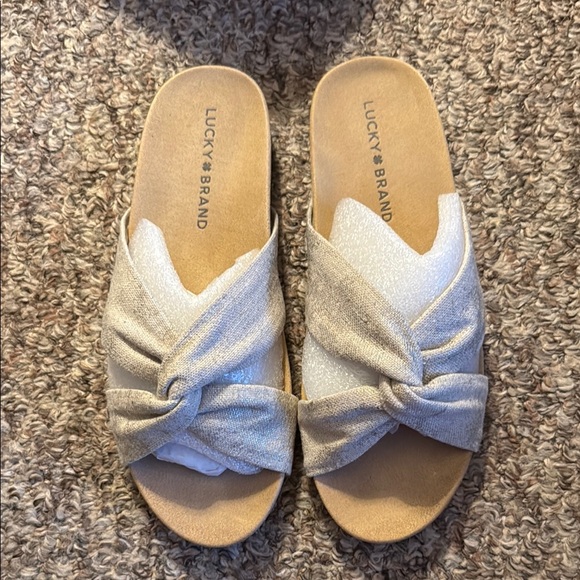 Lucky Brand Shoes - sandals